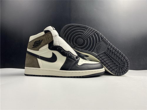 Air Jordan 1 High OG 
Dark Mocha