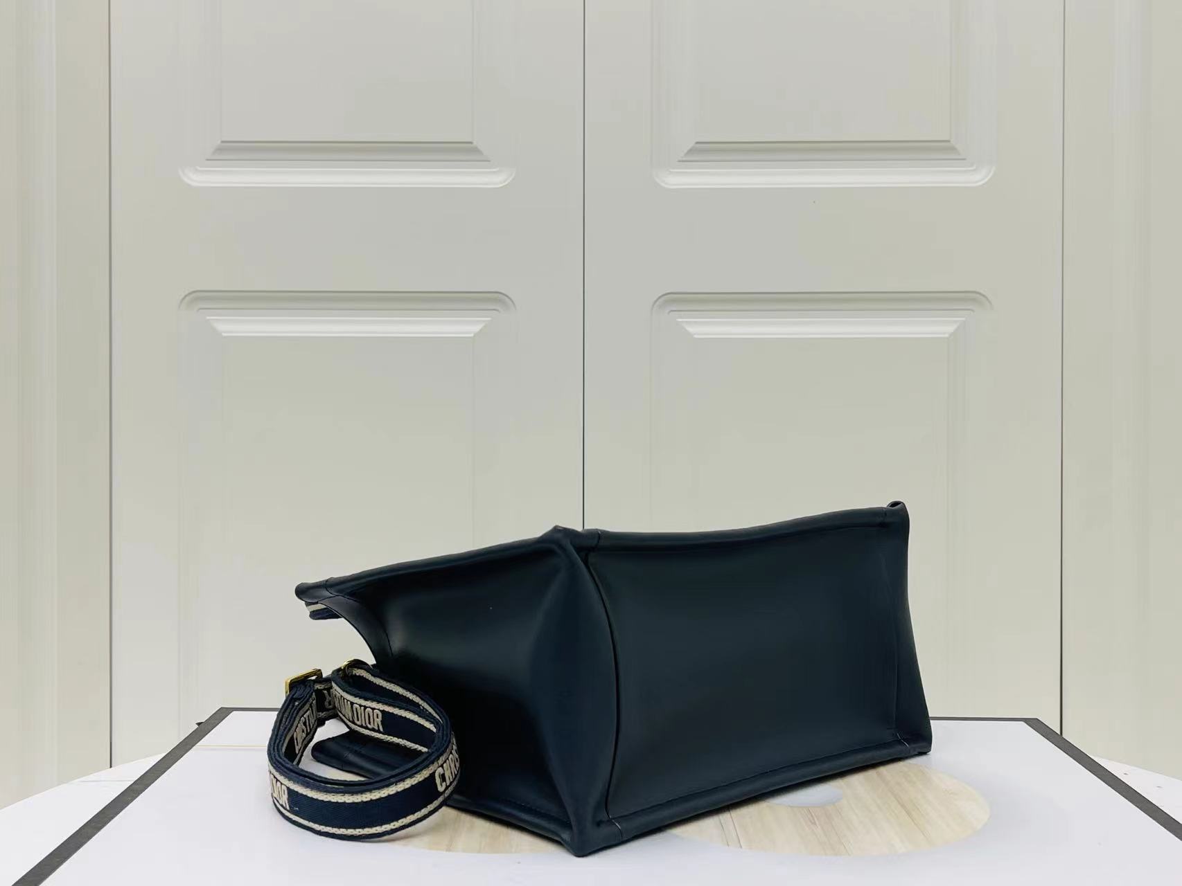 Dior Handbags AAA(Women)-193