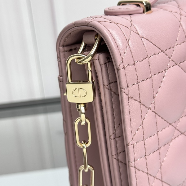 Dior Handbags AAA(Women)-517