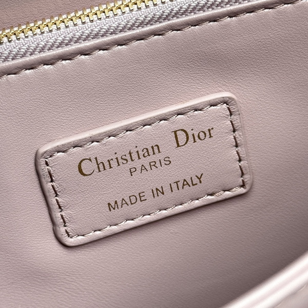 Dior Handbags AAA(Women)-517