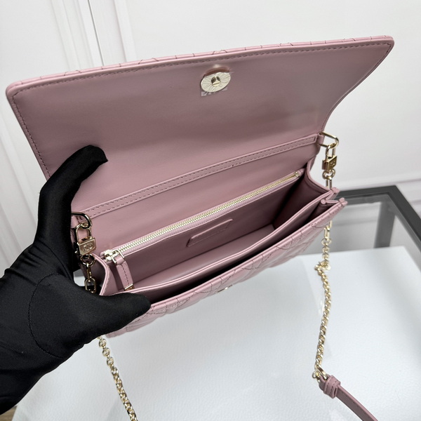 Dior Handbags AAA(Women)-517
