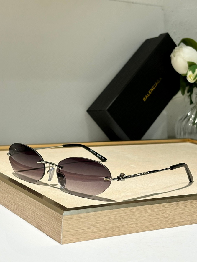 Balenciaga Sunglasses(AAAA)-724