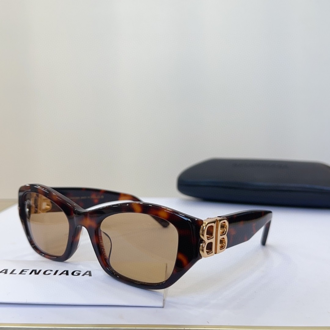 Balenciaga Sunglasses(AAAA)-575
