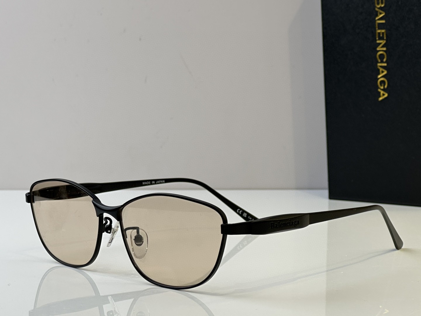 Balenciaga Sunglasses(AAAA)-527
