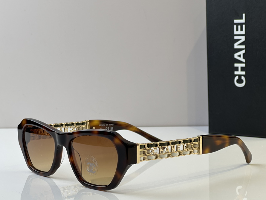 Chanel Sunglasses(AAAA)-1818
