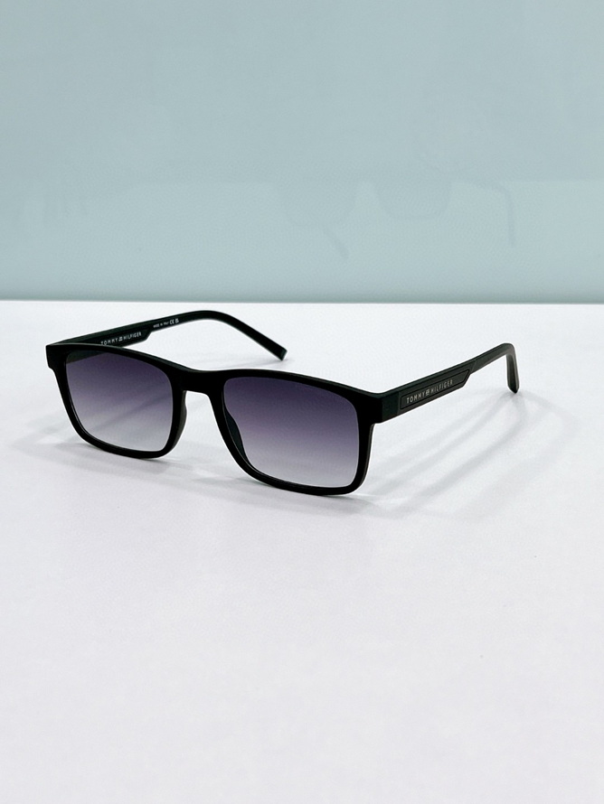 TOMMY Sunglasses(AAAA)-007
