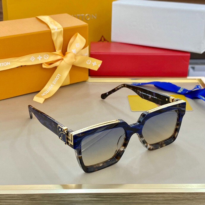 LV Sunglasses(AAAA)-3507