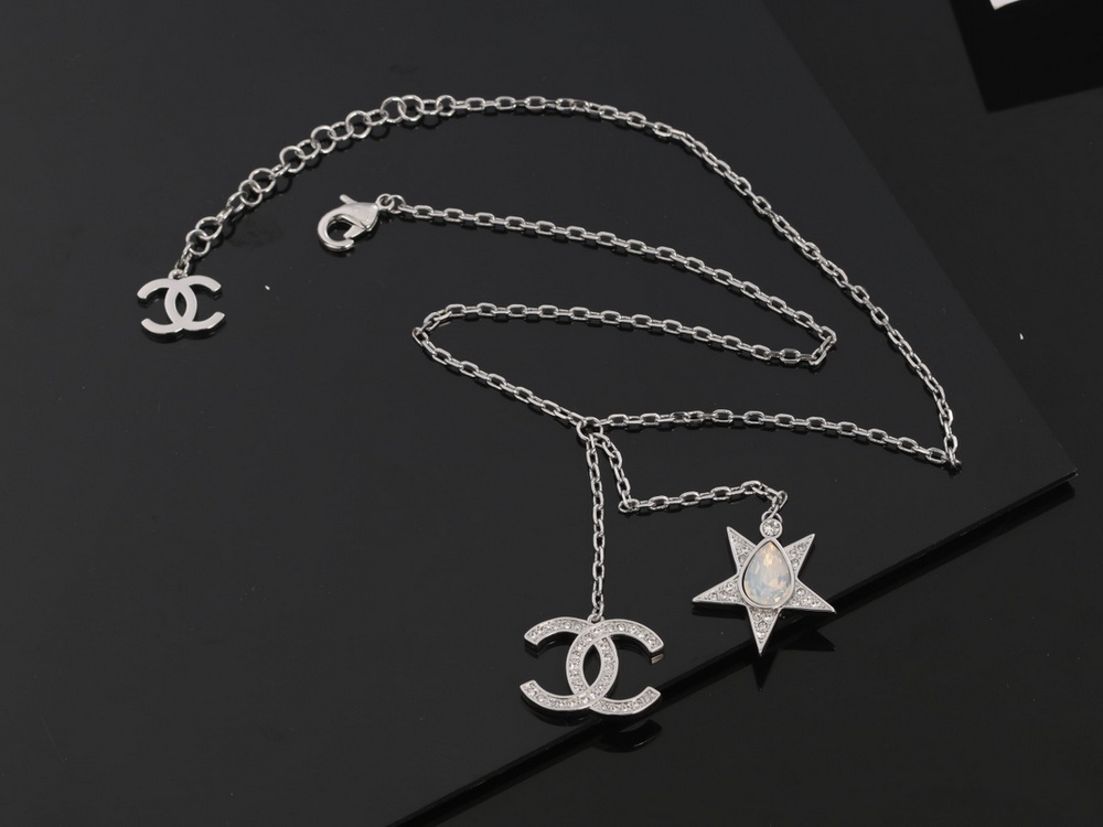 Chanel Necklace-181