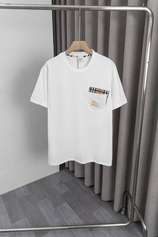 BURBERRY T-shirts-109