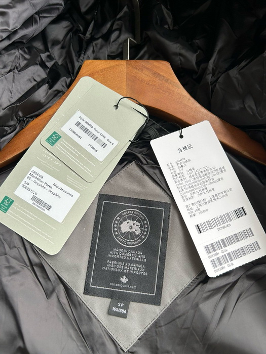 Canada Goose Coat-385