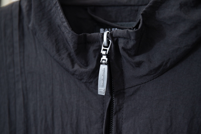 Balenciaga Jacket-045