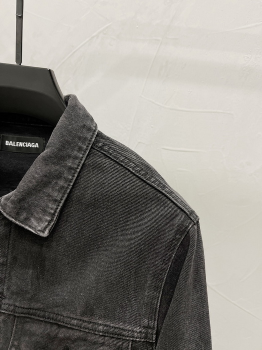 Balenciaga Jacket-058