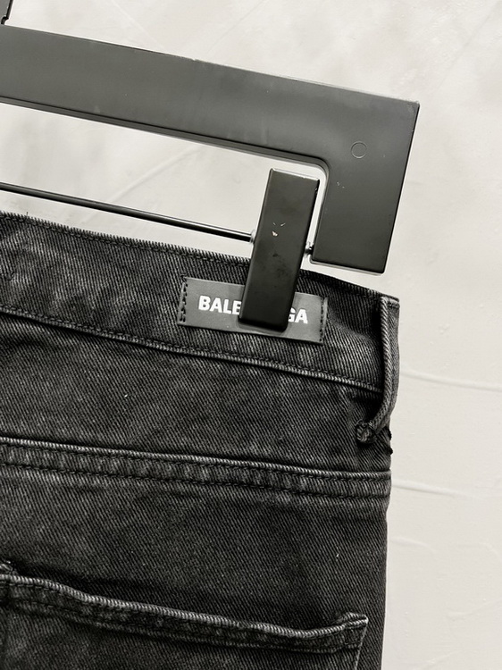 Balenciaga Jeans-051