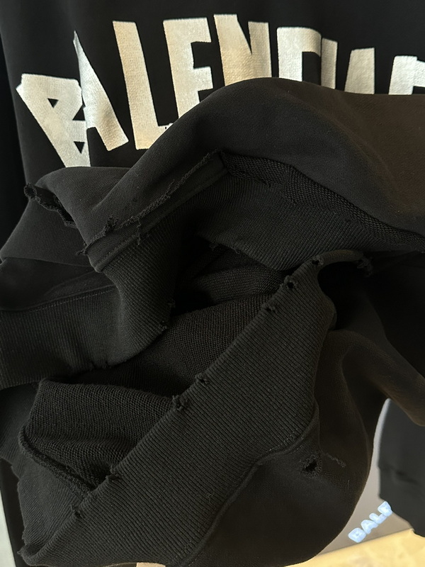 Balenciaga Hoody-083