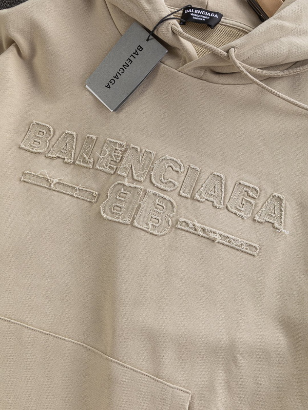 Balenciaga Hoody-104