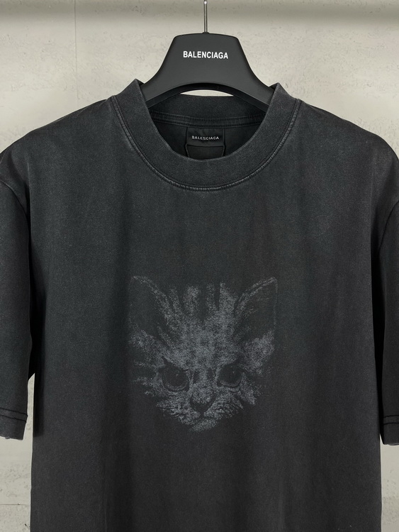 Balenciaga T-shirts(Women)-004