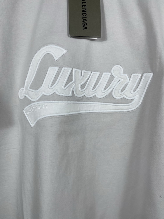 Balenciaga T-shirts(Women)-010