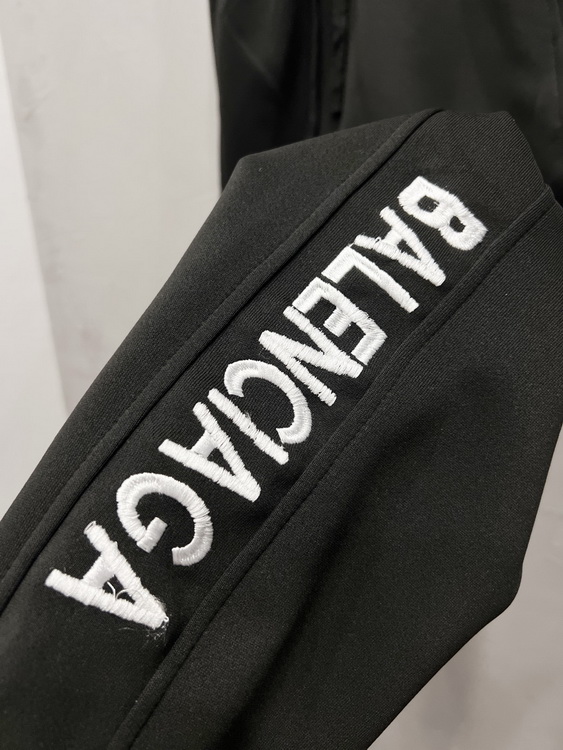 Balenciaga Pants-073