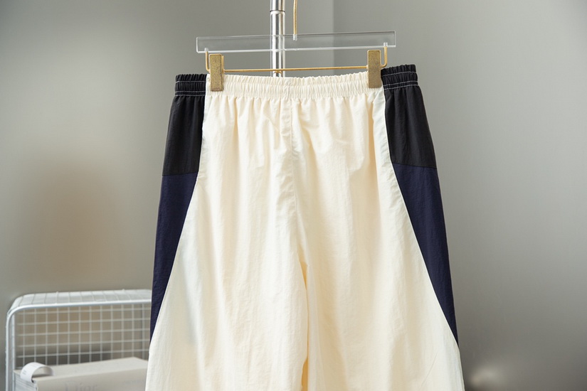 Balenciaga Pants-079