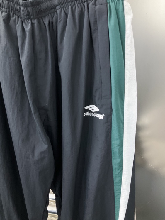Balenciaga Pants-083