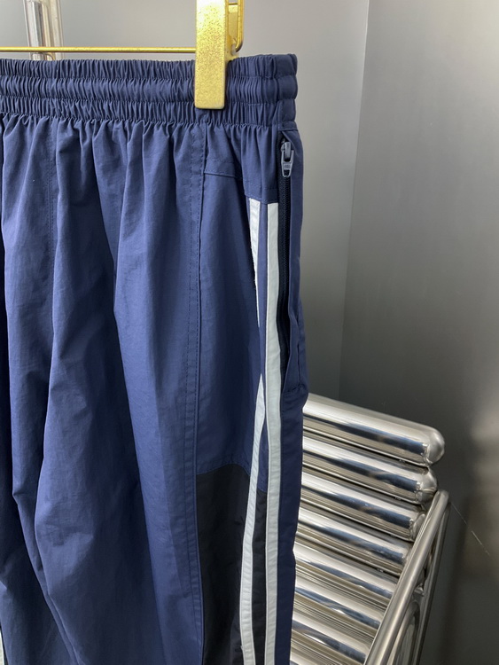 Balenciaga Pants-084