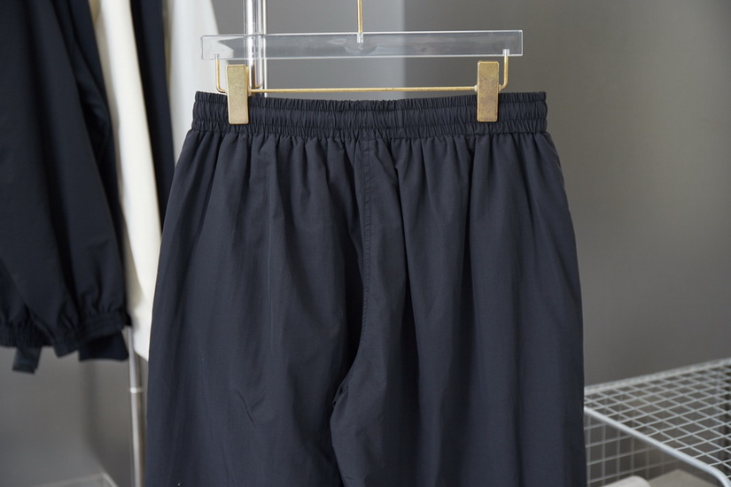 Balenciaga Pants-100