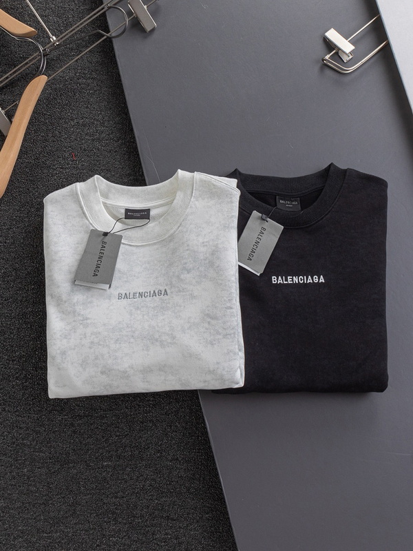 Balenciaga Longsleeve-411