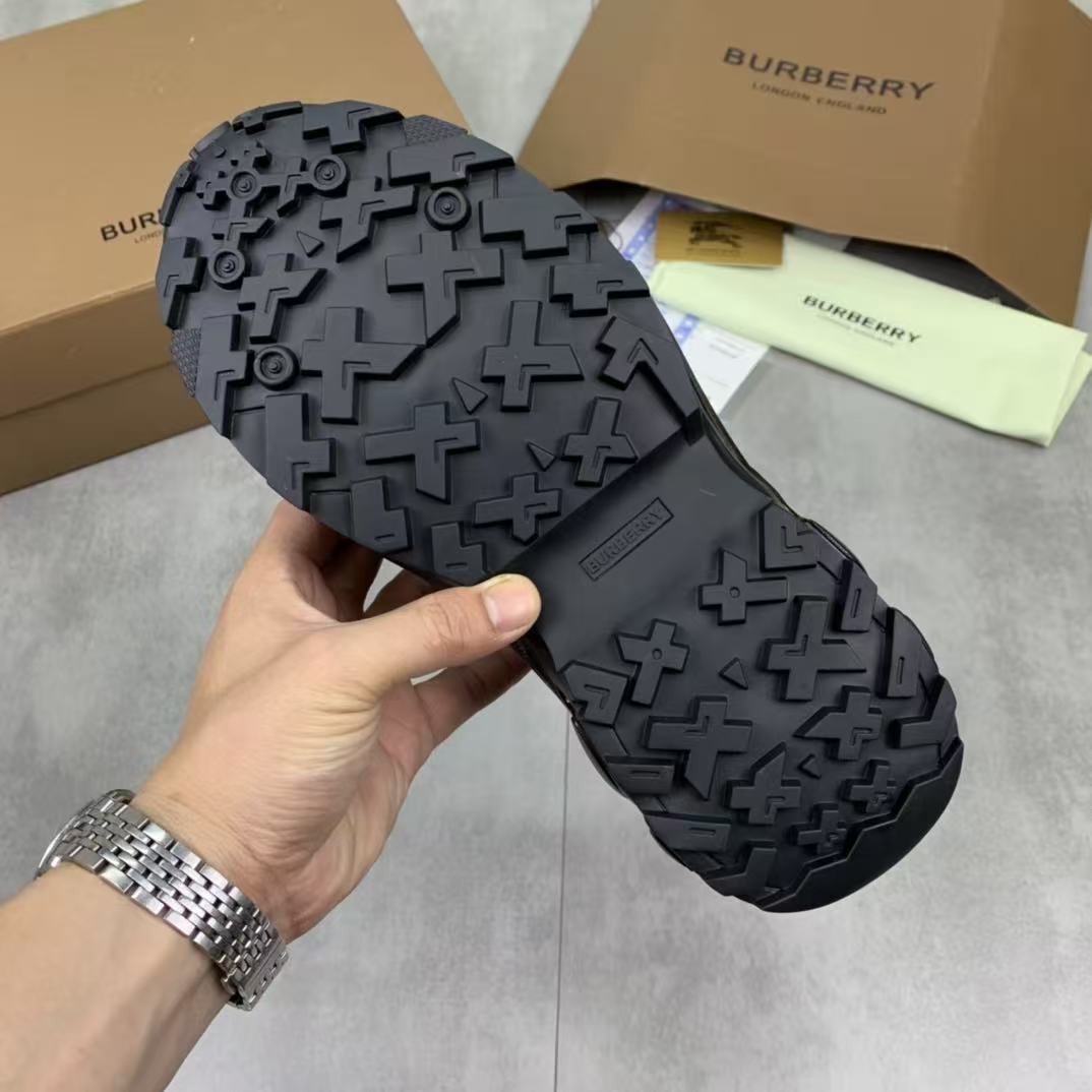 Burberry Shoes(AAA)-016
