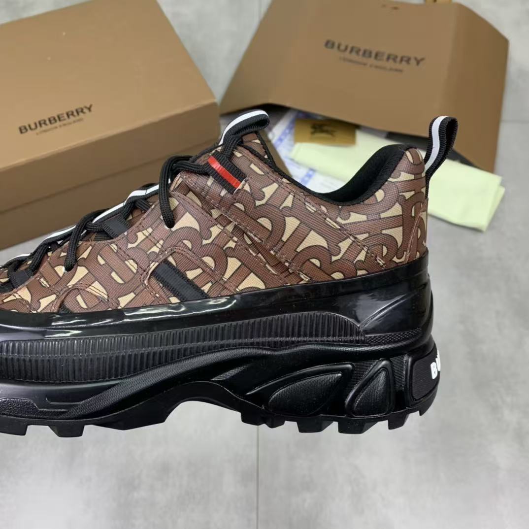 Burberry Shoes(AAA)-017