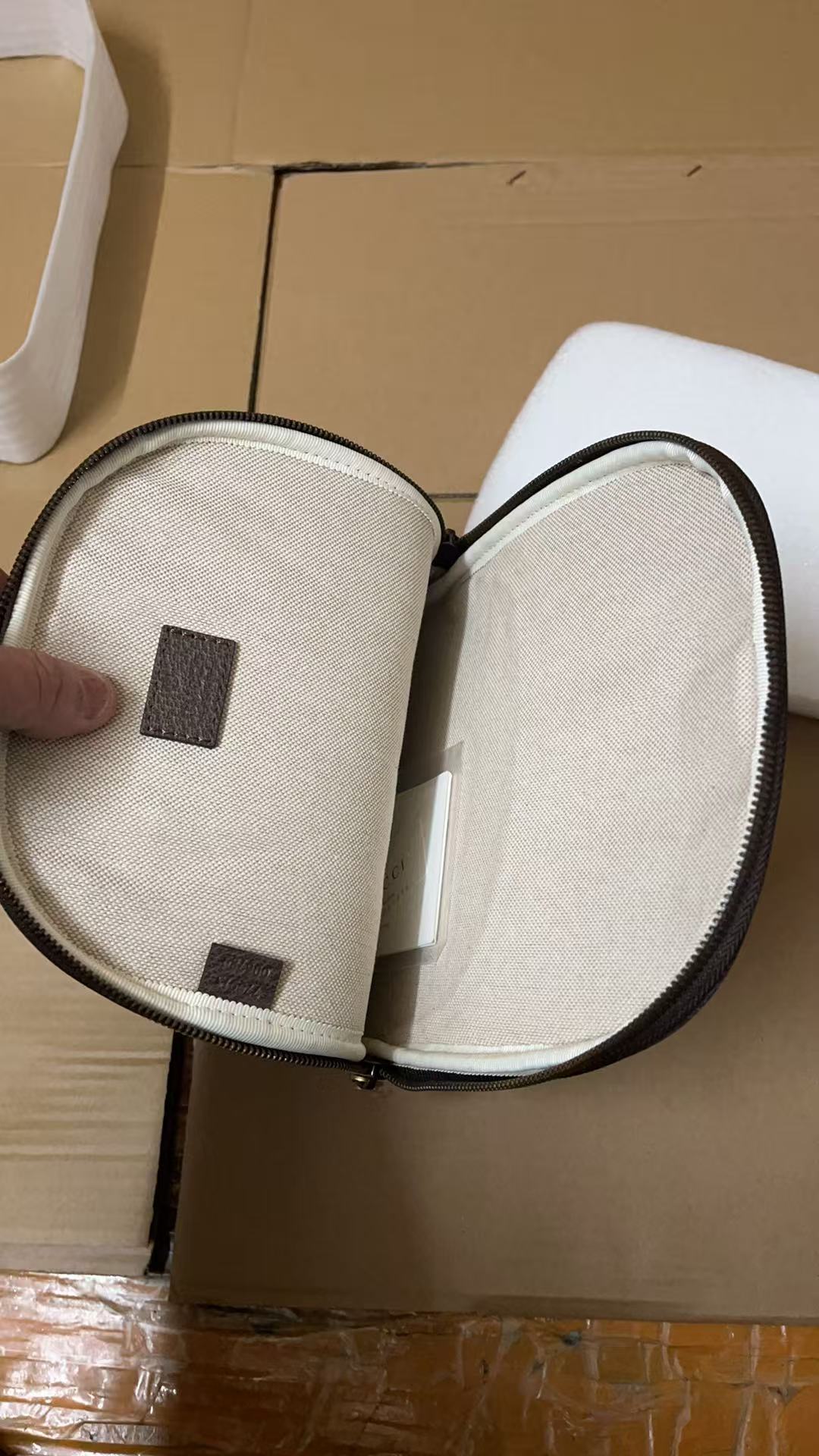 Gucci Handbags AAA(Men)-038