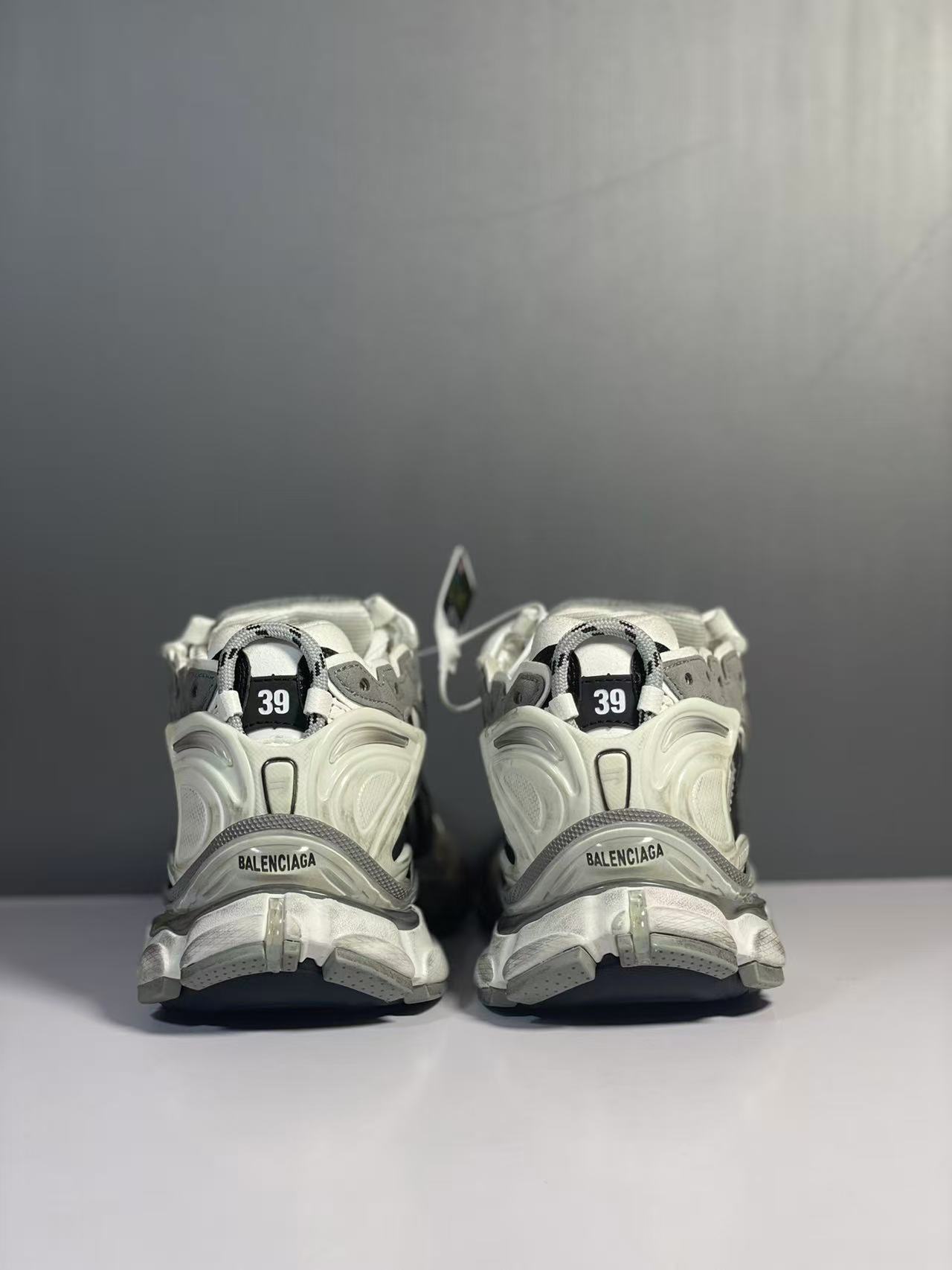 Balenciaga Shoes(AAA)-381