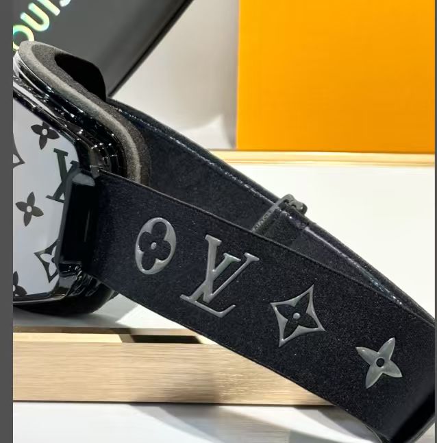 Louis Vuitton Sunglasses(AAAA)-354