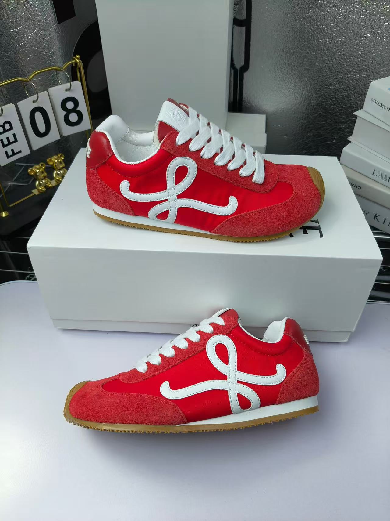 Loewe Shoes(AAA)-001