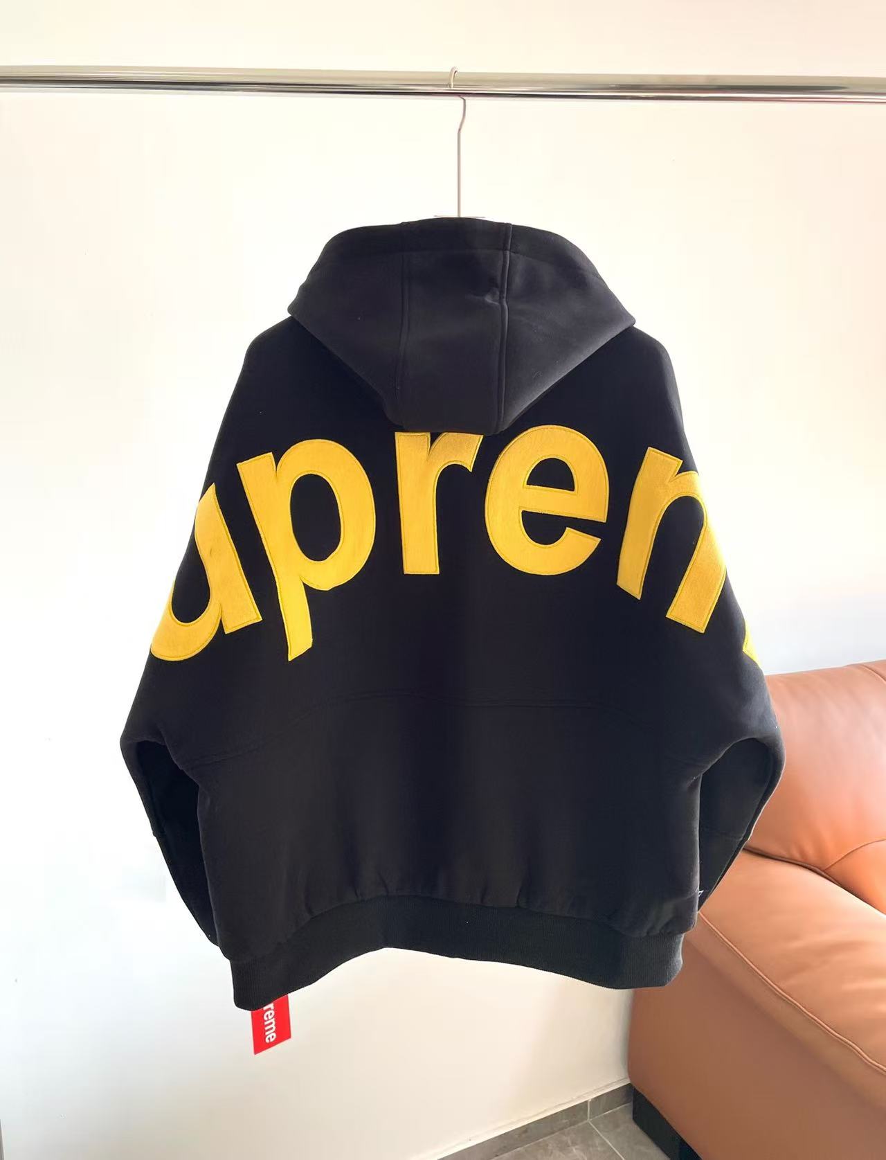Supreme Coat-011