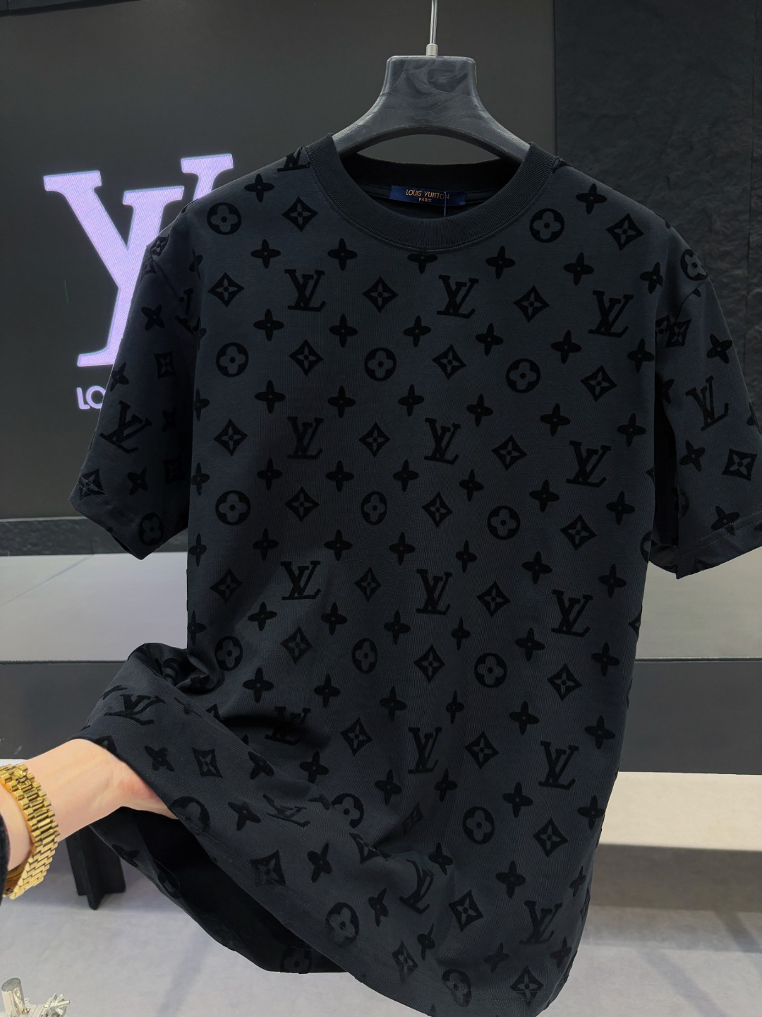 LV T-shirts-2286