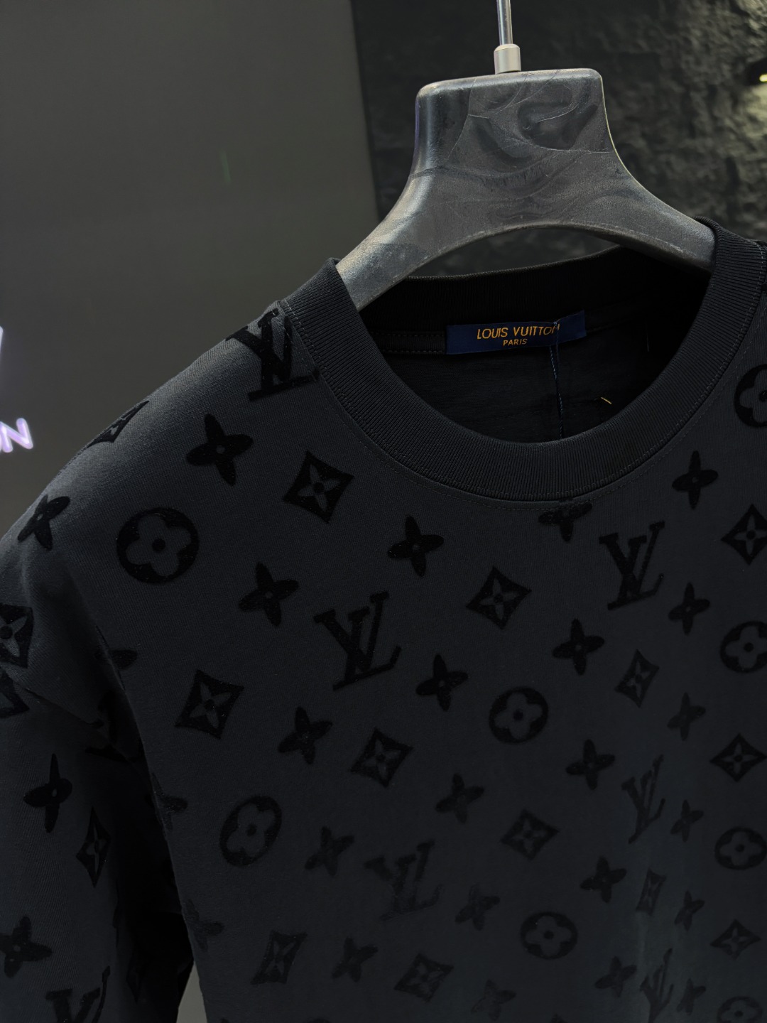 LV T-shirts-2286