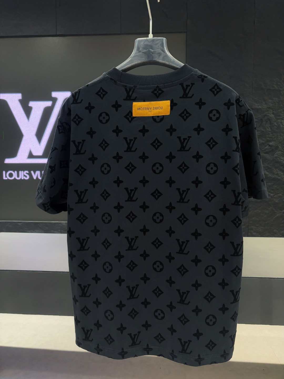 LV T-shirts-2286