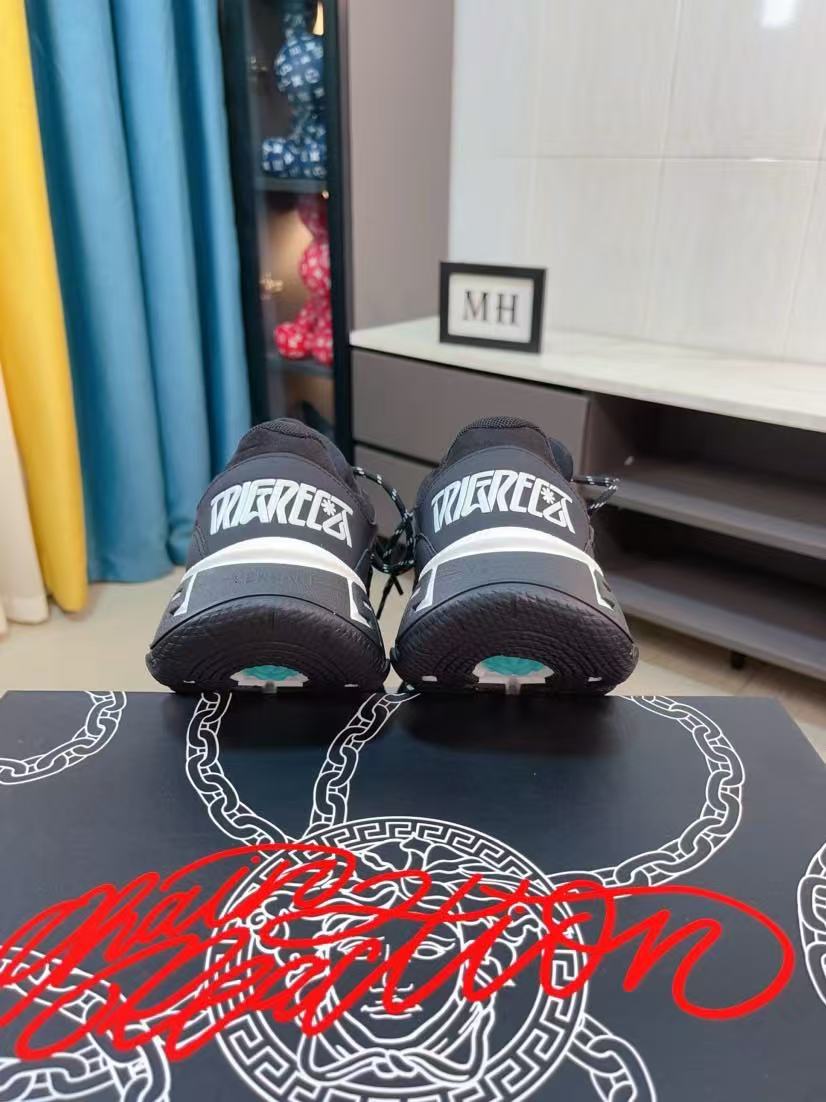 Versace Shoes(AAA)-201