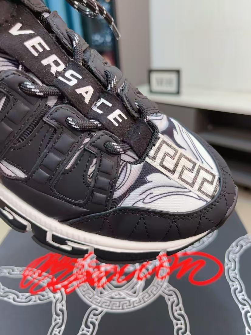 Versace Shoes(AAA)-201