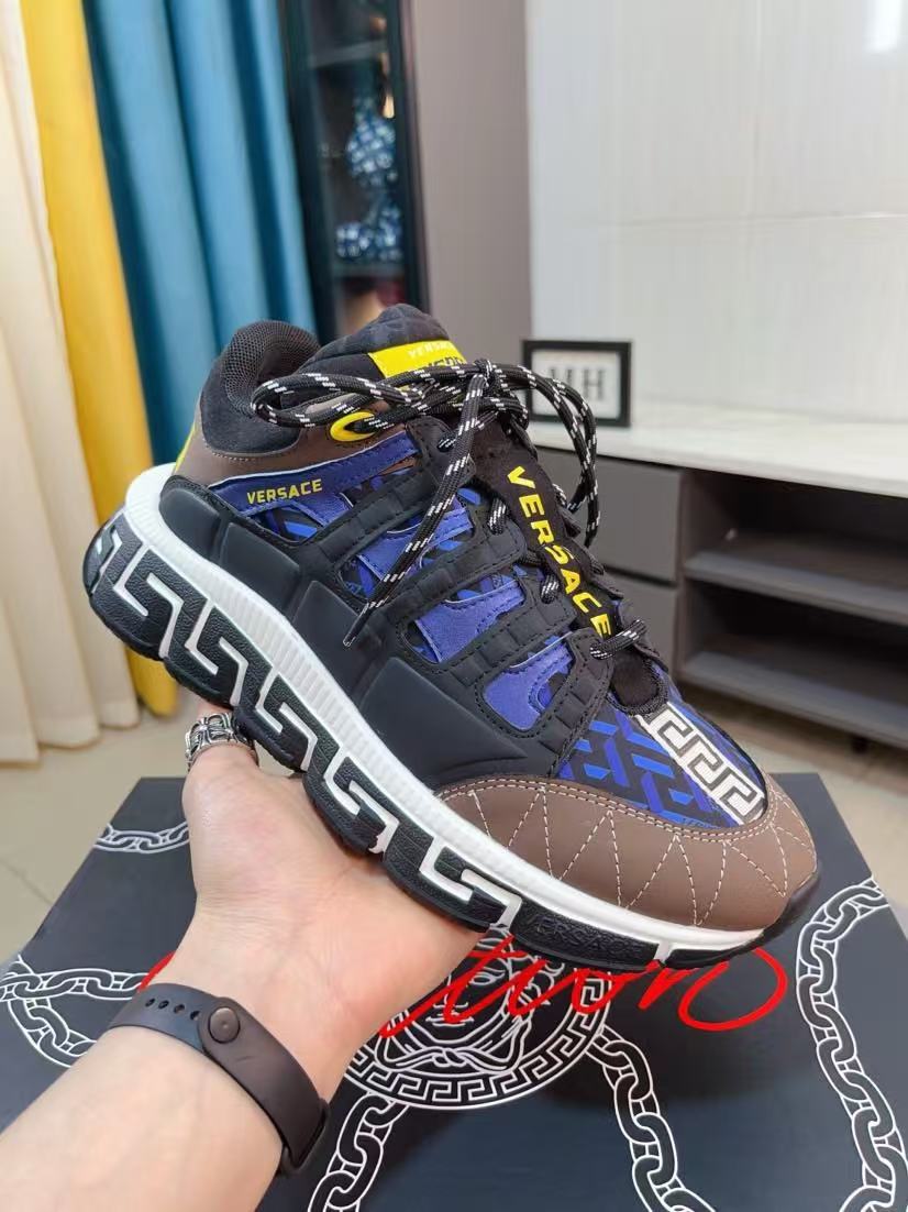 Versace Shoes(AAA)-202