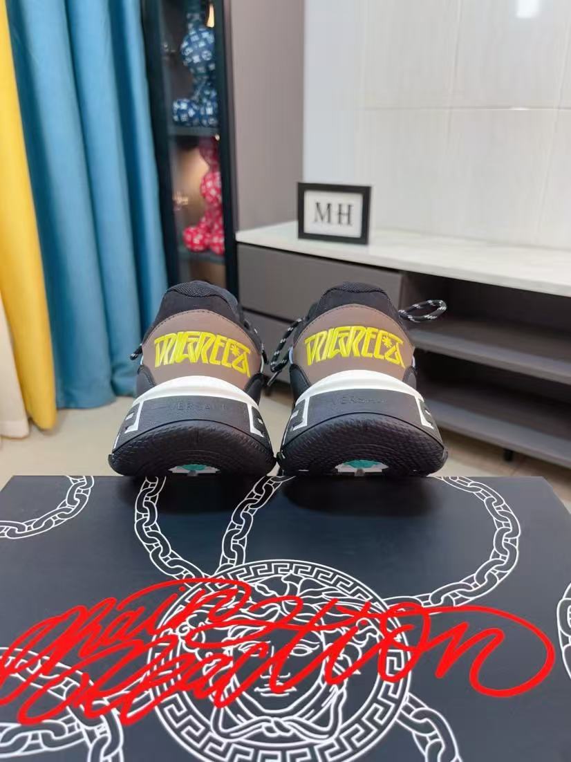 Versace Shoes(AAA)-202