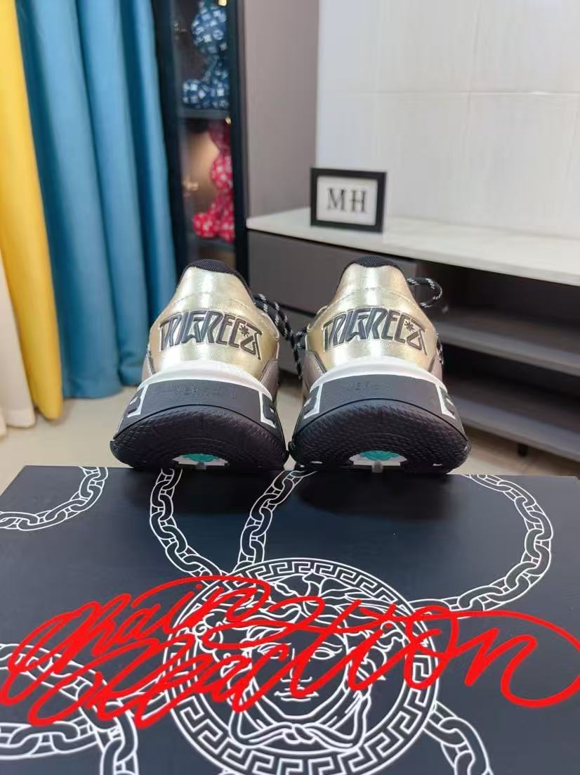 Versace Shoes(AAA)-203