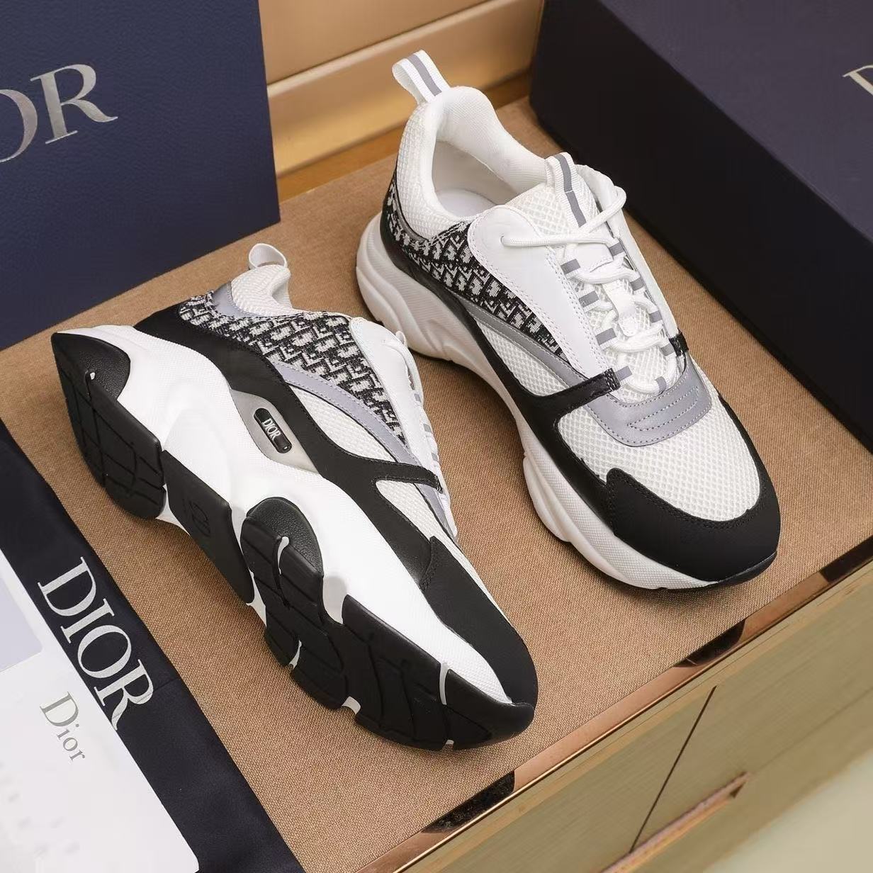 Dior Shoes(AAA)-679