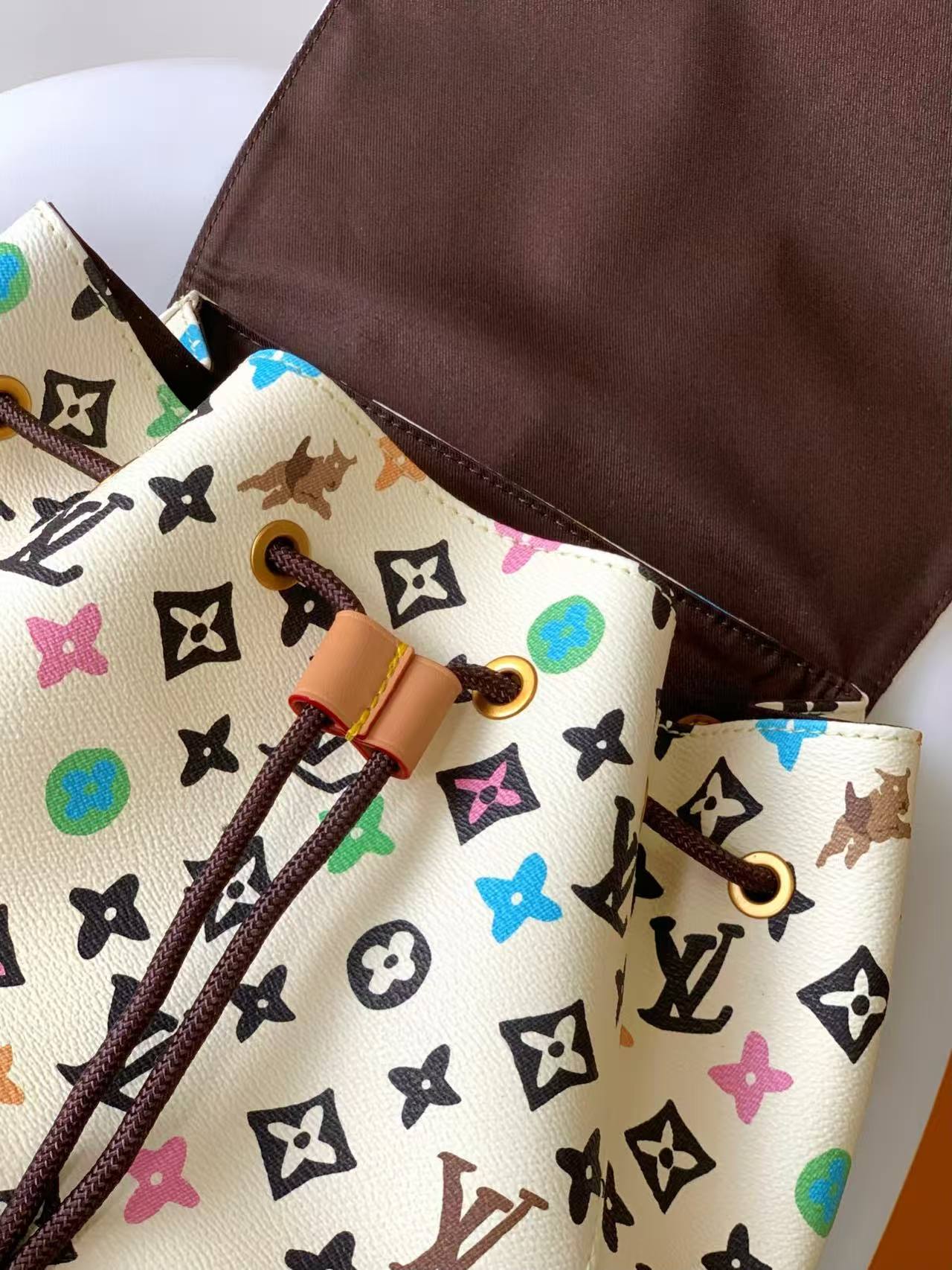 LV Backpack(AAA)-205