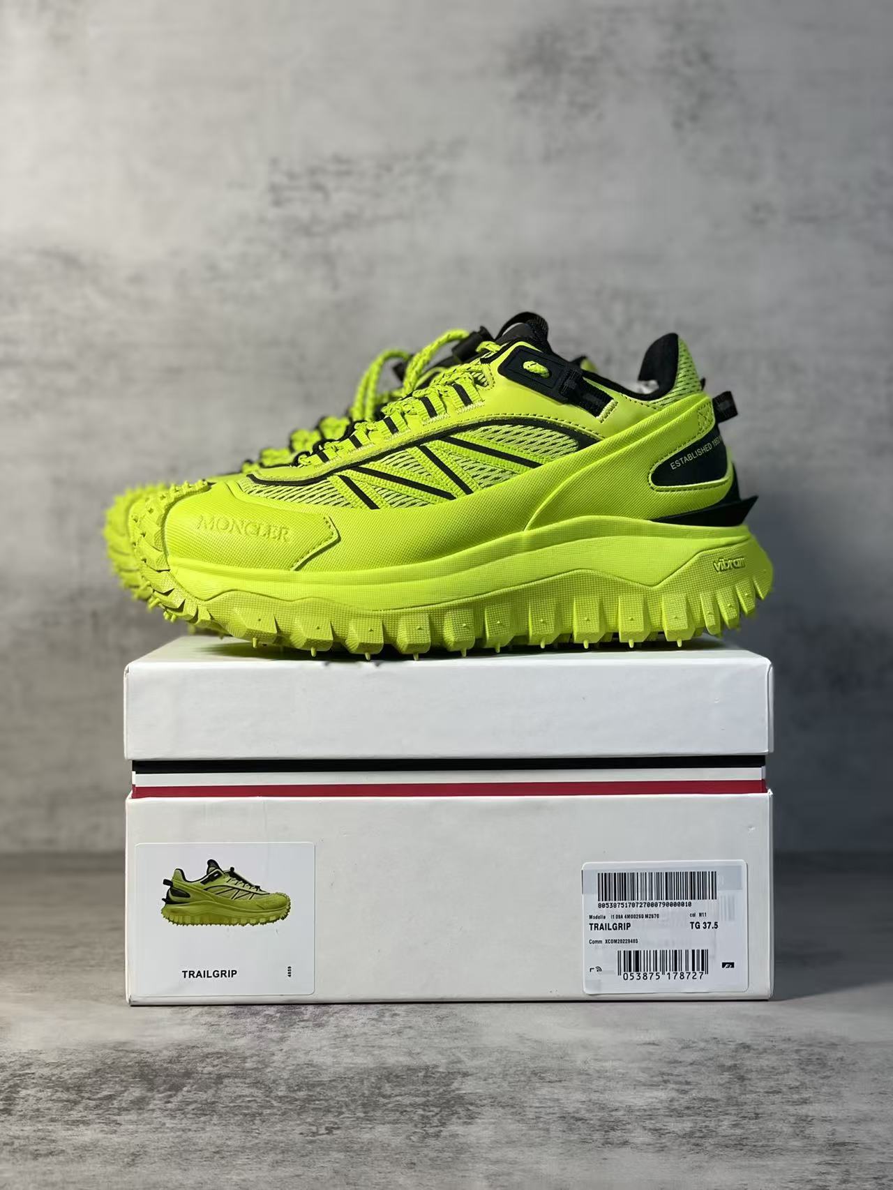 Moncler Shoes(AAA)-008