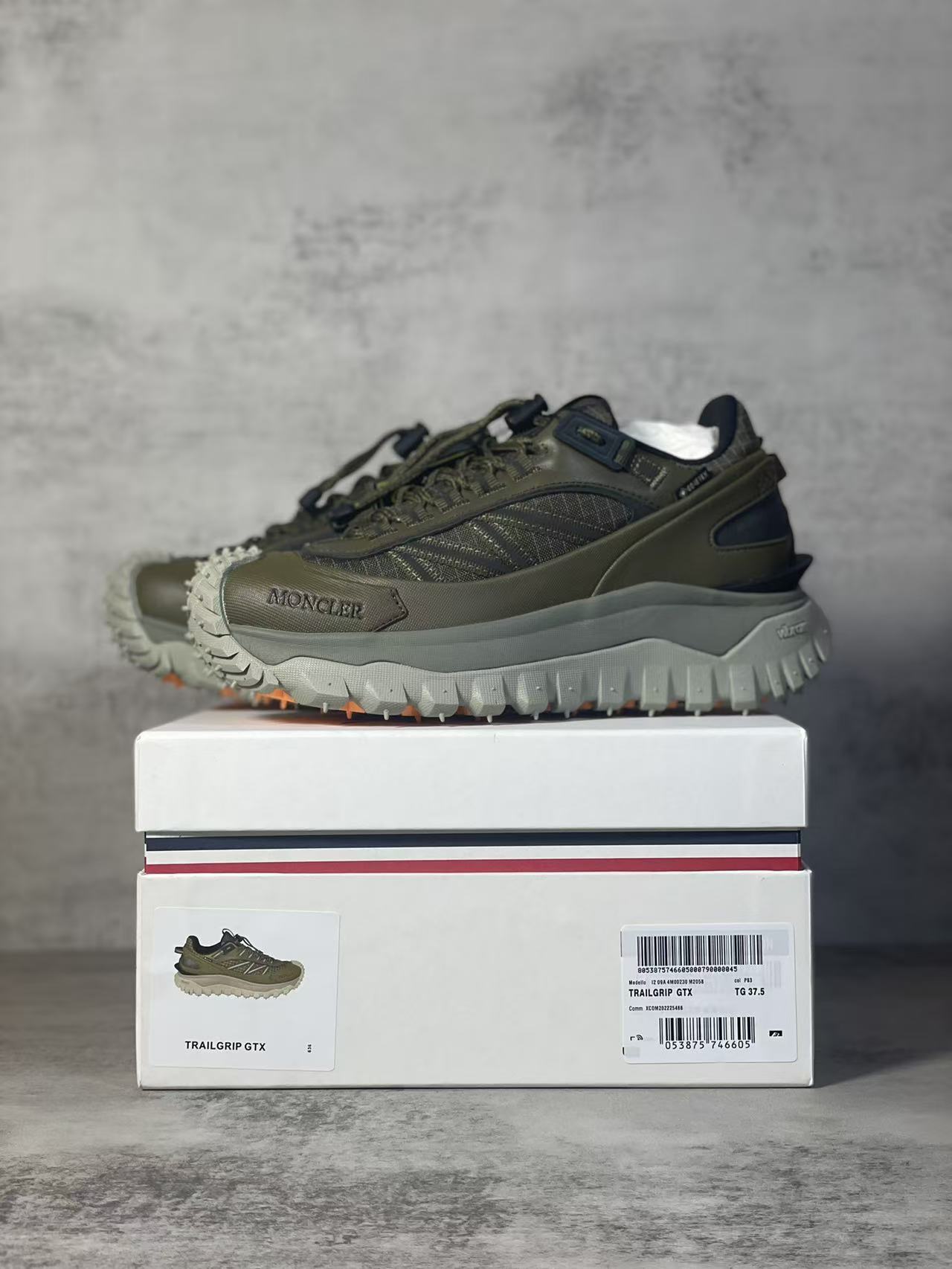 Moncler Shoes(AAA)-007