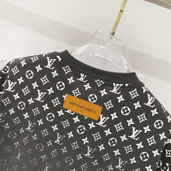 LV T-shirts-2318
