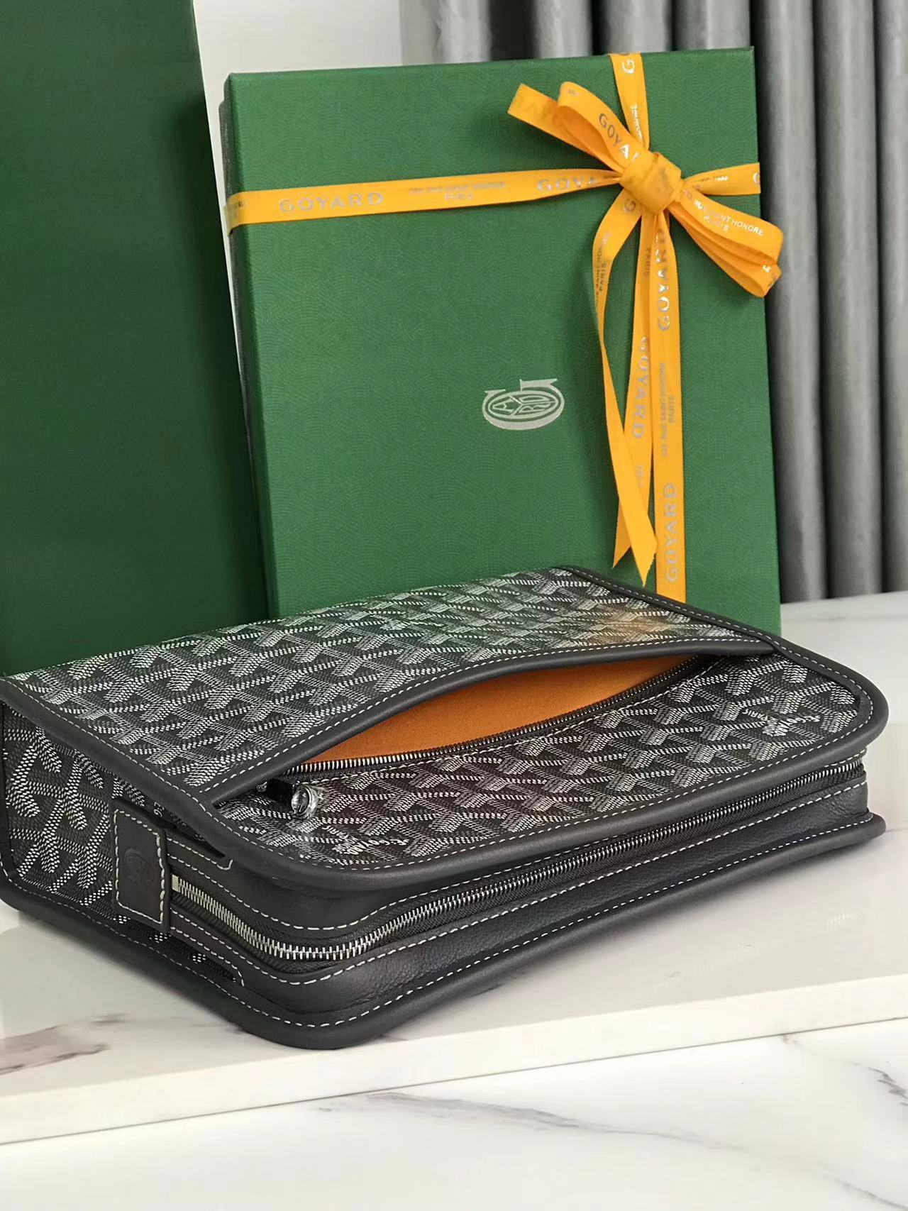 Goyard Handbags AAAA(Men)-045