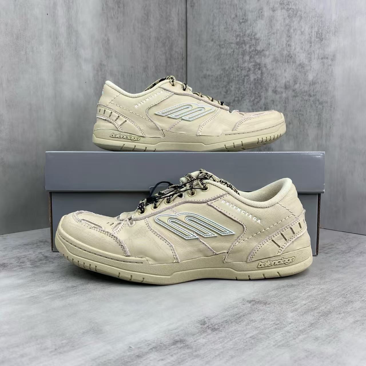 Balenciaga Shoes(AAA)-360