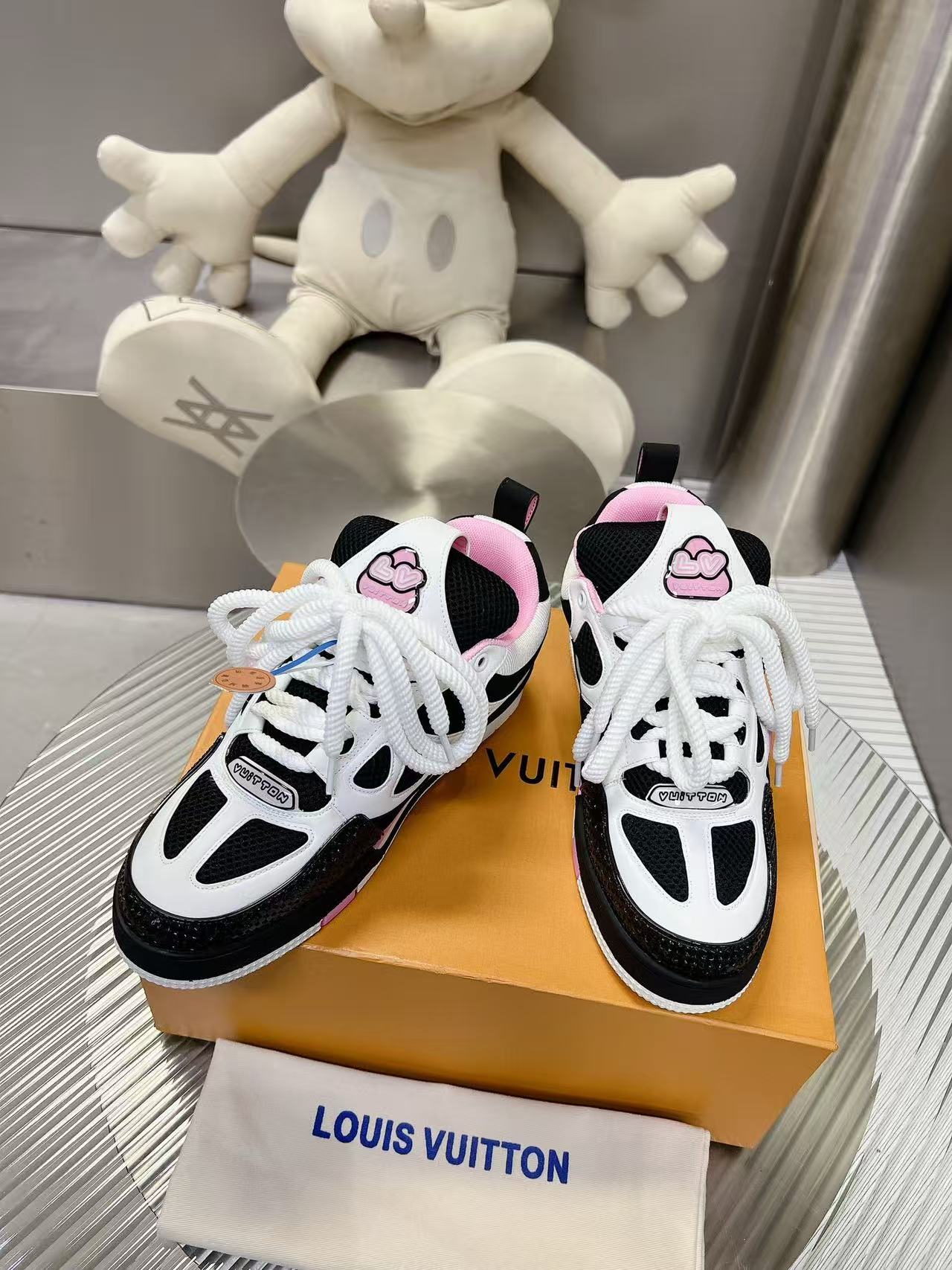 LV Shoes(AAA)-1251